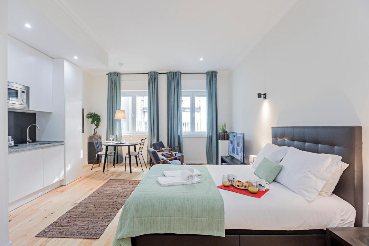 150 Rivoli Apartments By Lovelystay Porto Exterior photo