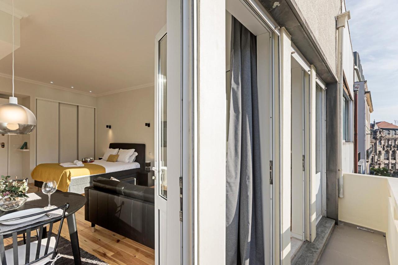150 Rivoli Apartments By Lovelystay Porto Exterior photo