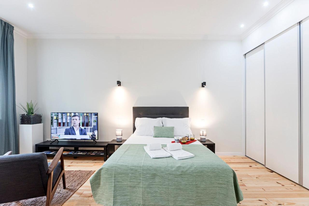 150 Rivoli Apartments By Lovelystay Porto Exterior photo